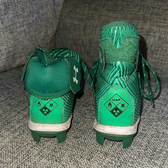 Under Armour Green High-Top Sneakers with White Accents - Picture 4 of 5